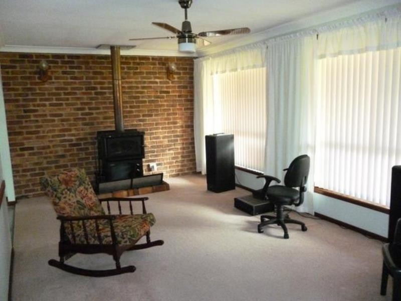 15 DUNN PLACE, Raymond Terrace NSW 2324