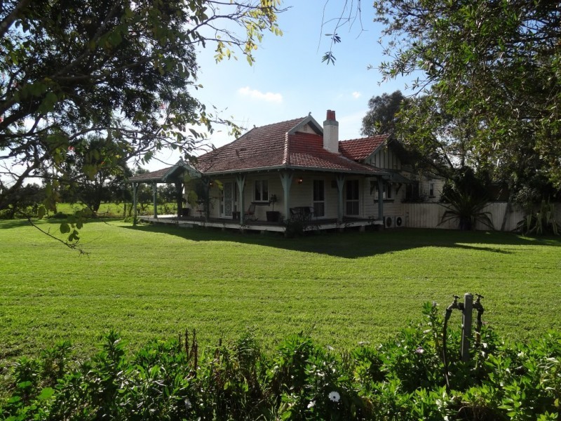 400C Standen Drive, Lower Belford NSW 2335