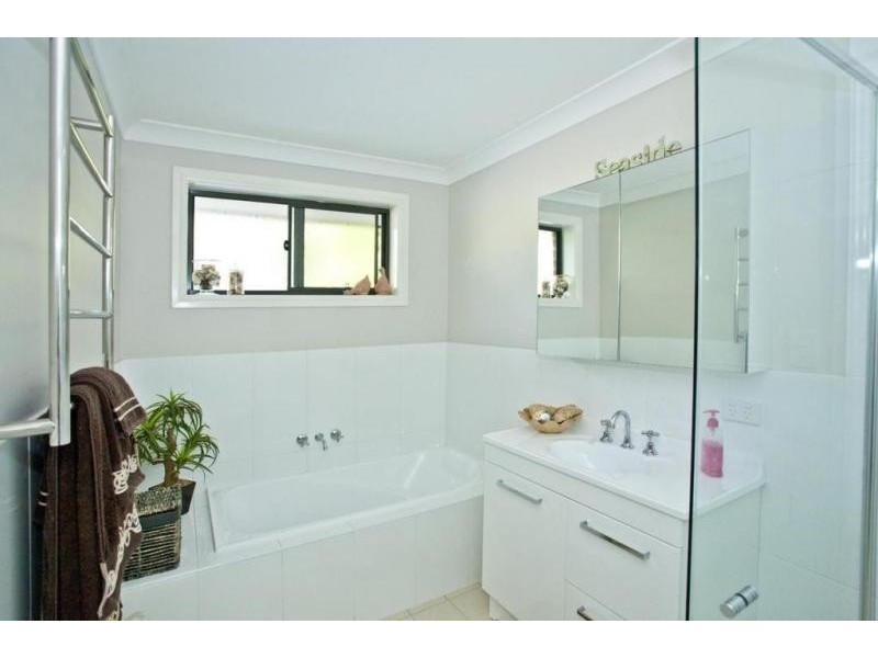 7 Rookes Road, Salt Ash NSW 2318