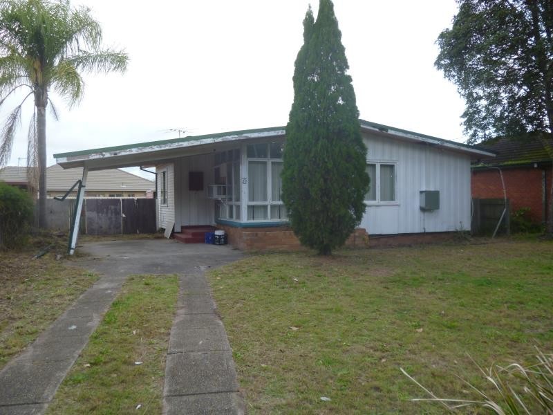 76 PARKWAY AVENUE, Raymond Terrace NSW 2324