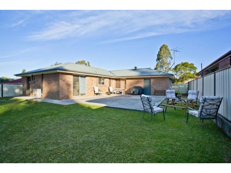 17 Furracabad Close, Raymond Terrace NSW 2324