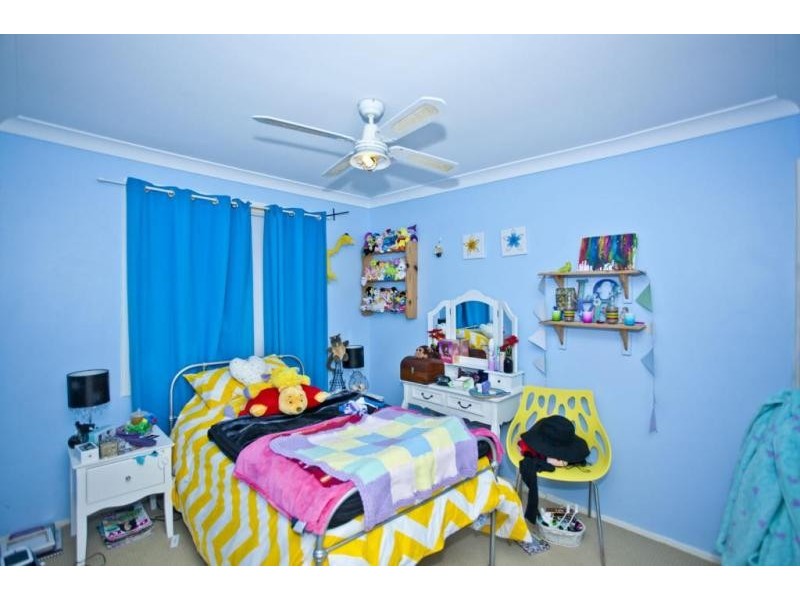 6 Leigh Place, Raymond Terrace NSW 2324