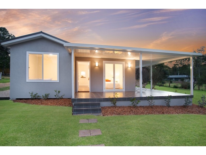 7 Lowe Street, Clarence Town NSW 2321