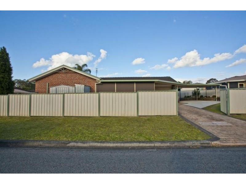 1 Moxey Close, Raymond Terrace NSW 2324