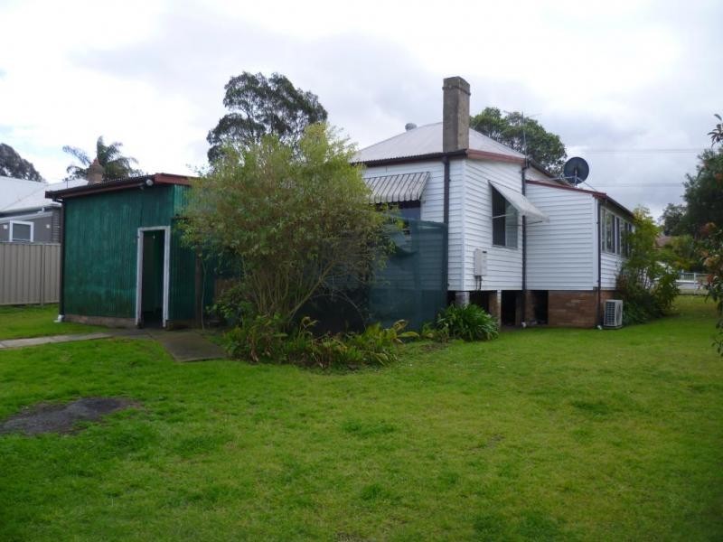 29 Raymond Terrace Road, East Maitland NSW 2323