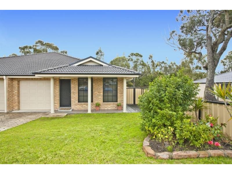 2/175 Benjamin Lee Drive, Raymond Terrace NSW 2324