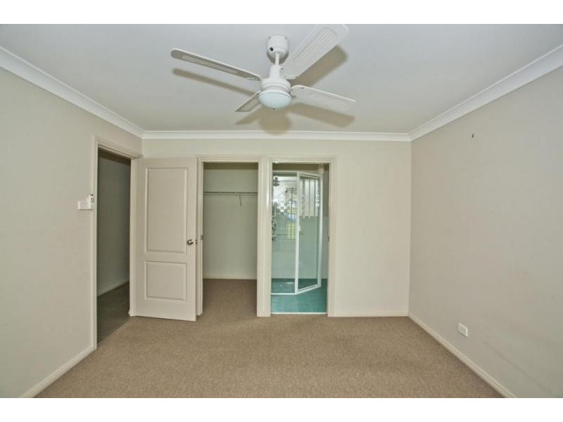 2/175 Benjamin Lee Drive, Raymond Terrace NSW 2324
