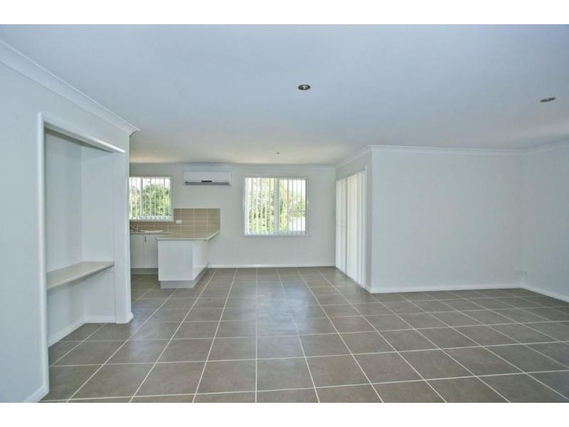 7 Oaks Circuit, Raymond Terrace NSW 2324