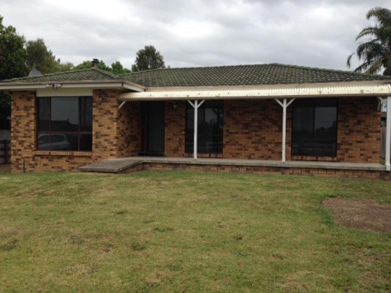 53 RUSSELL STREET, Clarence Town NSW 2321