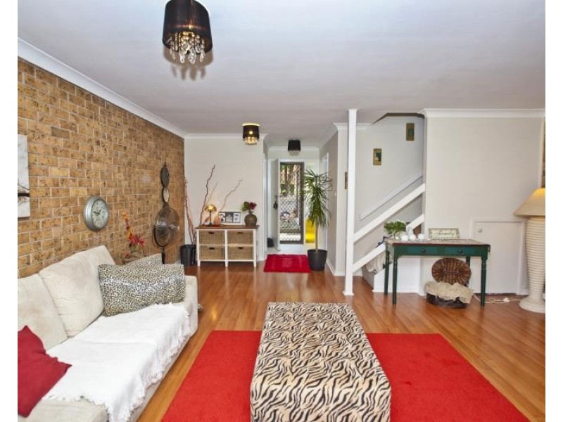 6/4 MOSMAN PLACE, Raymond Terrace NSW 2324