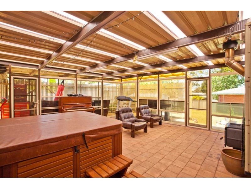 6 Artell Close, Raymond Terrace NSW 2324