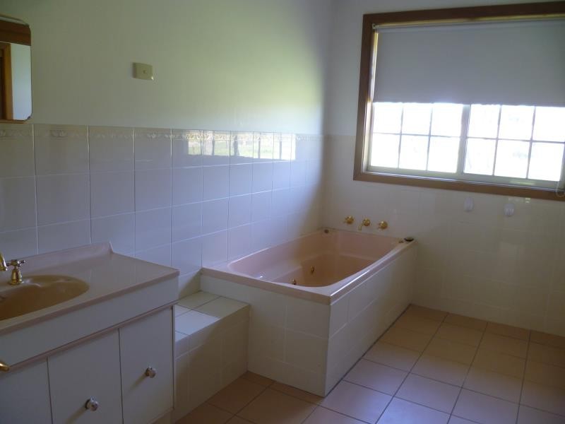 15 WIGHTON STREET, Seaham NSW 2324