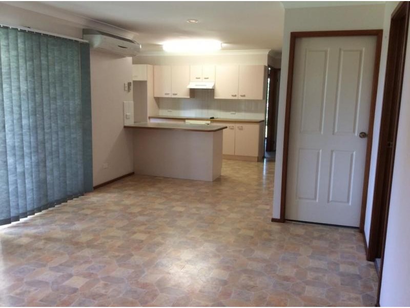 2 Cederwood Crescent, Raymond Terrace NSW 2324