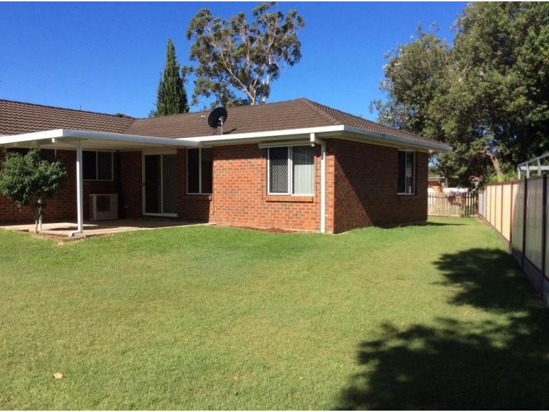 2 Cederwood Crescent, Raymond Terrace NSW 2324