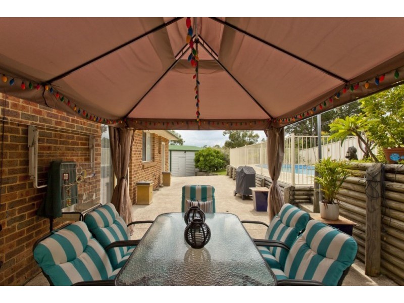 4 Campbell Close, Raymond Terrace NSW 2324