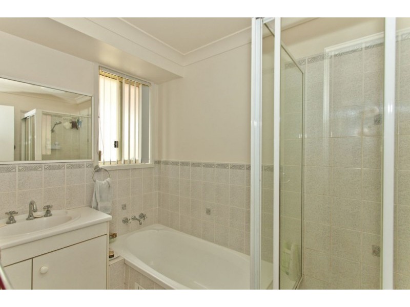4 Campbell Close, Raymond Terrace NSW 2324