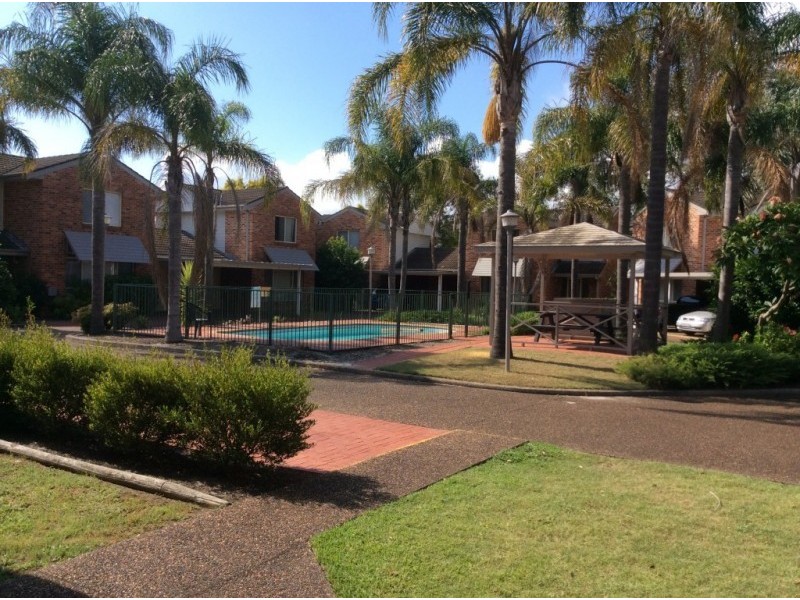 4/15 Hastings Drive, Raymond Terrace NSW 2324