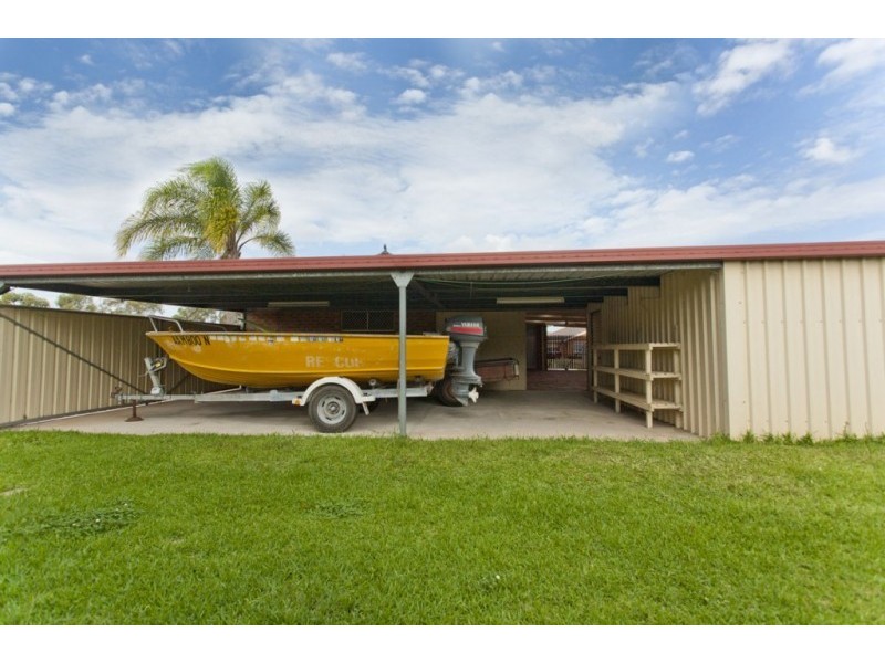 35 Eskdale Drive, Raymond Terrace NSW 2324