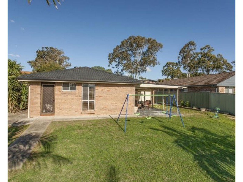 12 FAIRCHILD STREET, Raymond Terrace NSW 2324