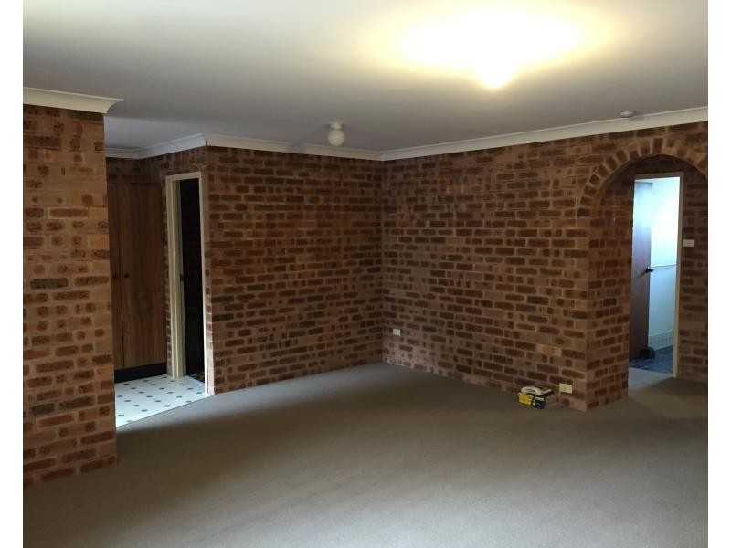 2 26 HOUSTON AVENUE, Tenambit NSW 2323