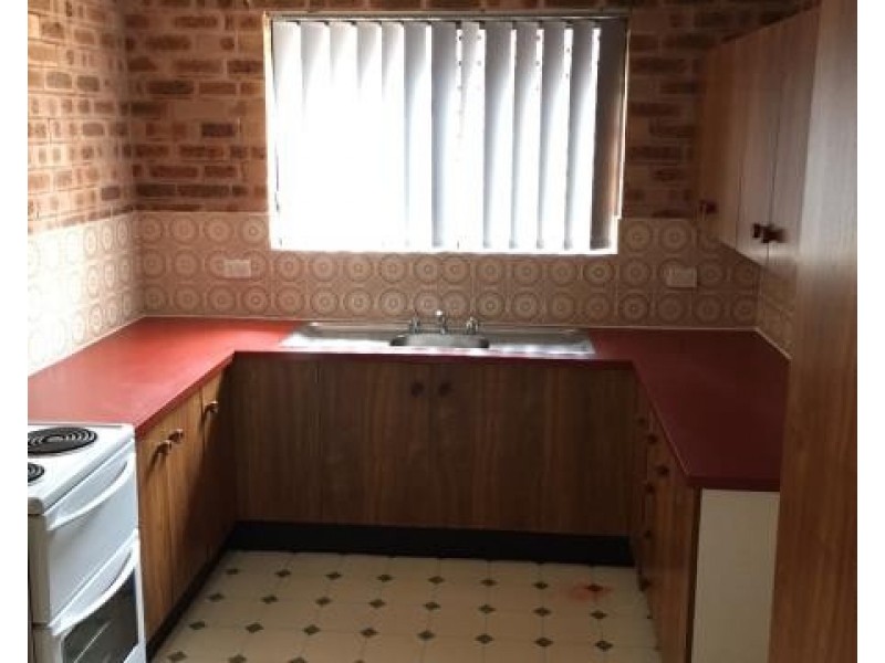 2 26 HOUSTON AVENUE, Tenambit NSW 2323