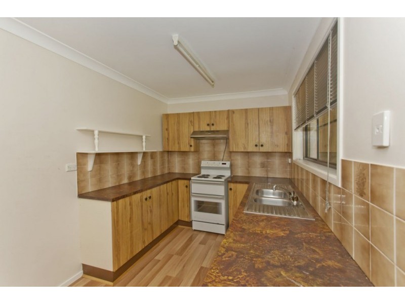 12 Robert Campbell Drive, Raymond Terrace NSW 2324