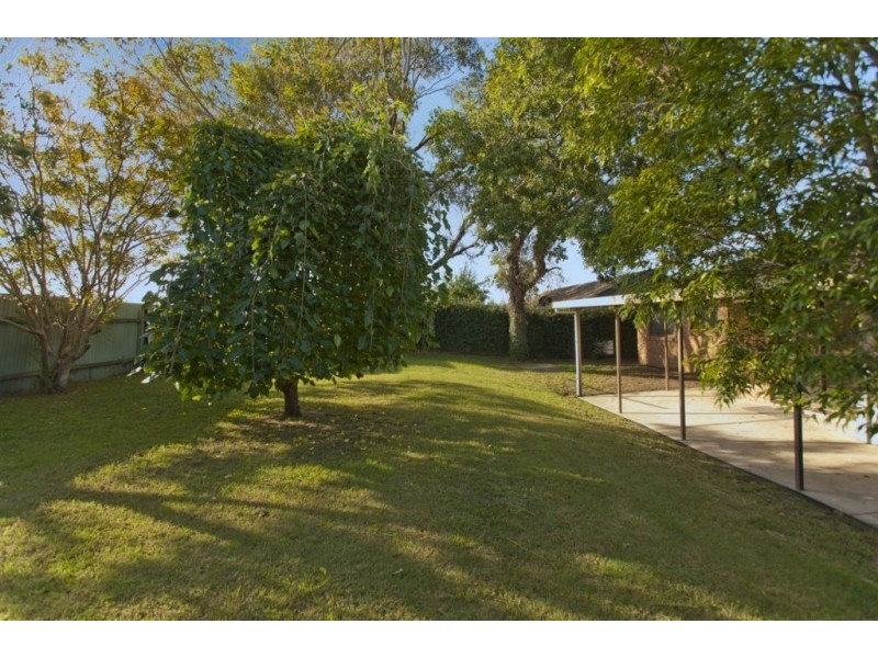 12 Robert Campbell Drive, Raymond Terrace NSW 2324