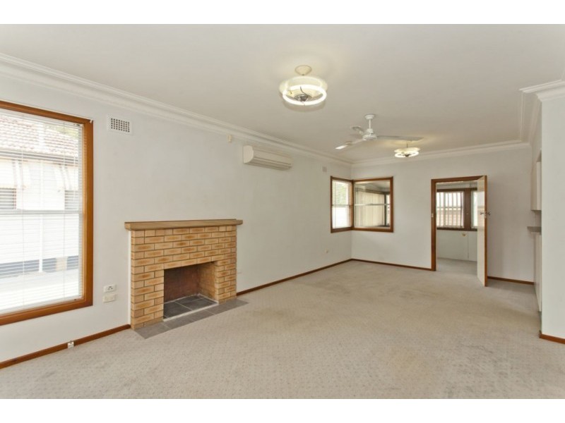 10 Meredith Crescent, Raymond Terrace NSW 2324