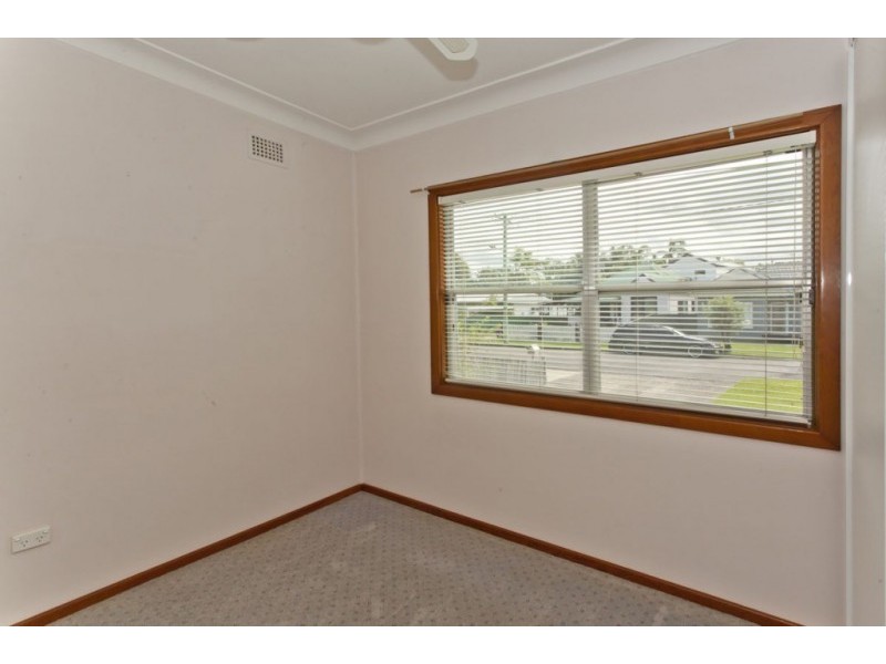 10 Meredith Crescent, Raymond Terrace NSW 2324