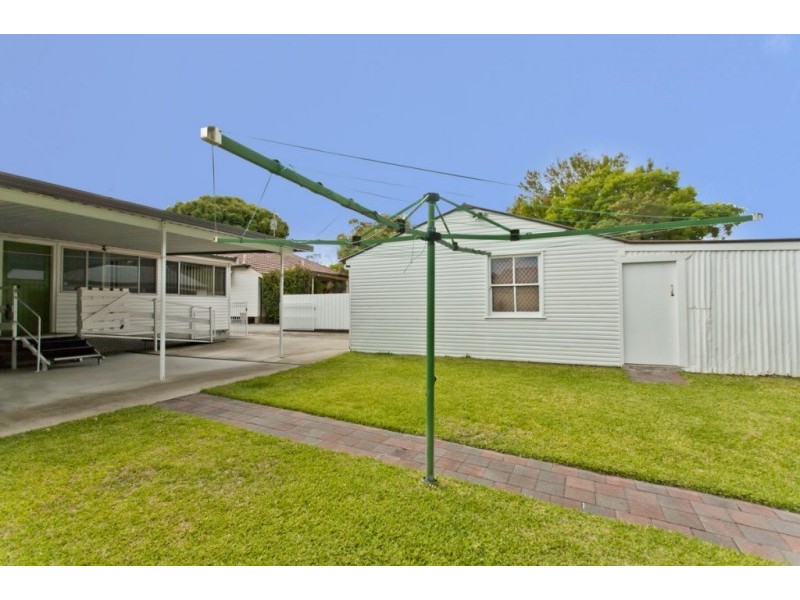 10 Meredith Crescent, Raymond Terrace NSW 2324