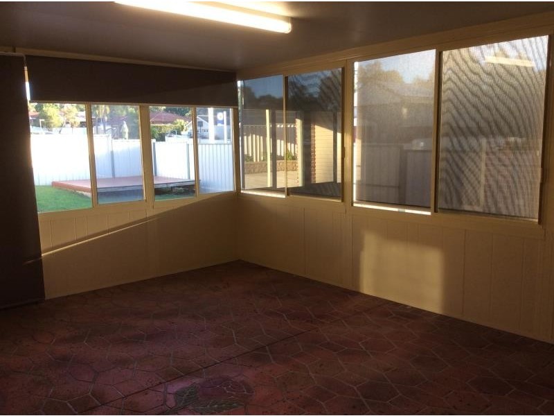 1 MOXEY CLOSE, Raymond Terrace NSW 2324