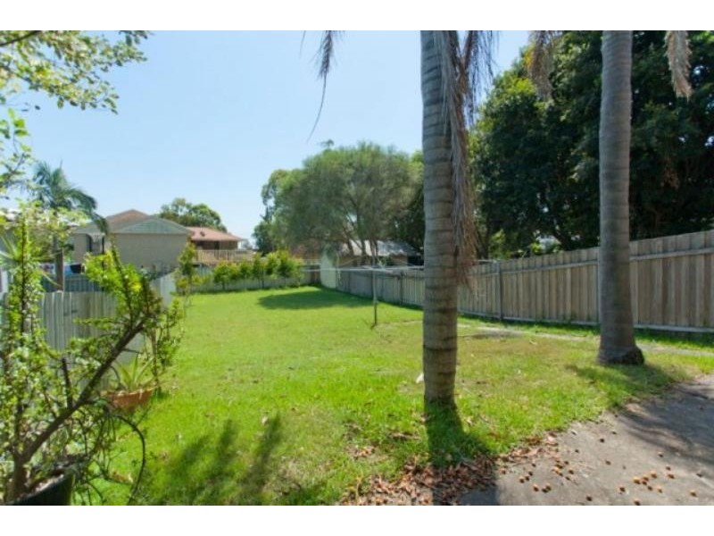 2/26 IRRAWANG STREET, Raymond Terrace NSW 2324