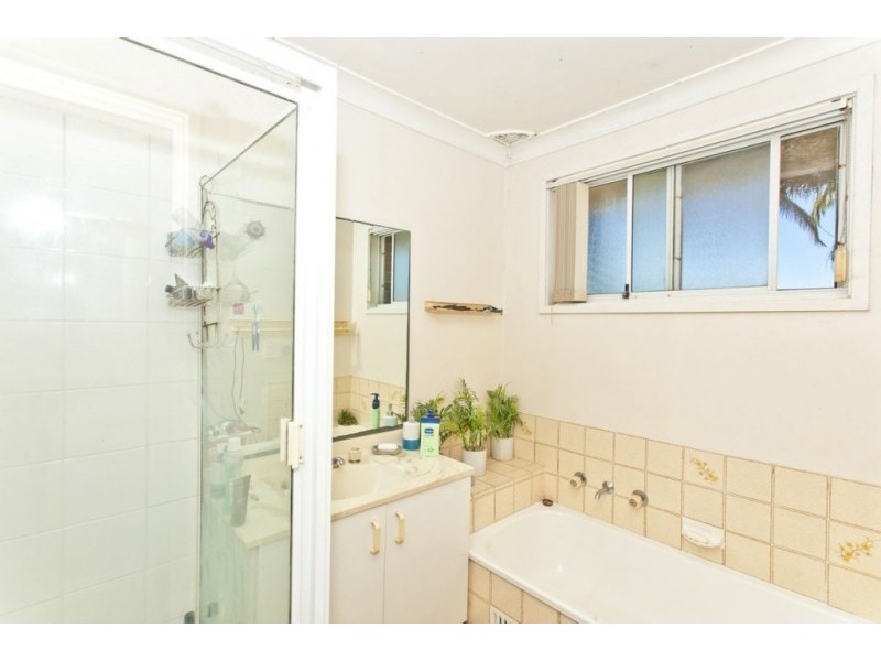 3 Robert Campbell Drive, Raymond Terrace NSW 2324