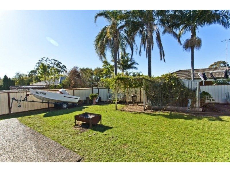 3 Robert Campbell Drive, Raymond Terrace NSW 2324