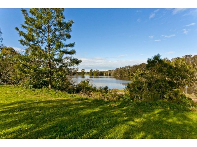 9 East Seaham Road, Seaham NSW 2324