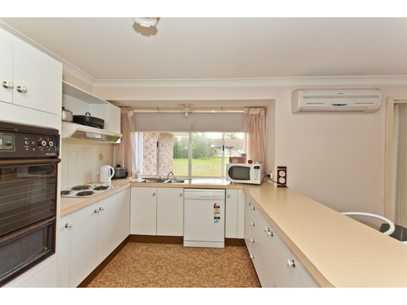 8 Kingston Parade, Raymond Terrace NSW 2324