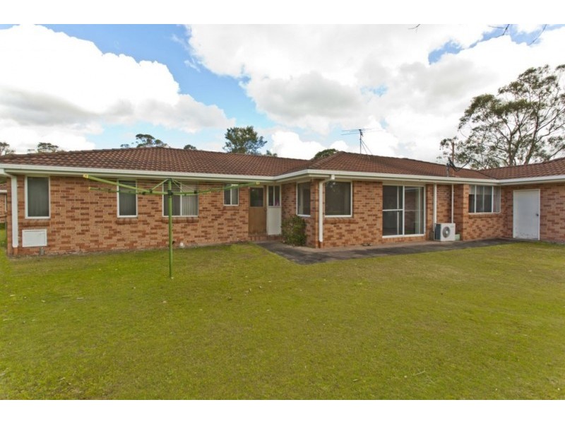 8 Kingston Parade, Raymond Terrace NSW 2324