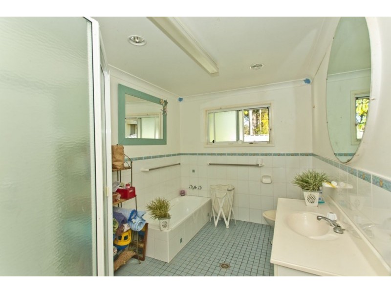 4 Roundhill Crescent, Karuah NSW 2324