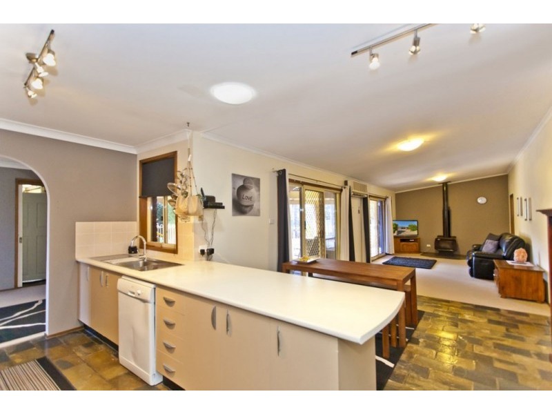 9 Benjamin Lee Drive, Raymond Terrace NSW 2324