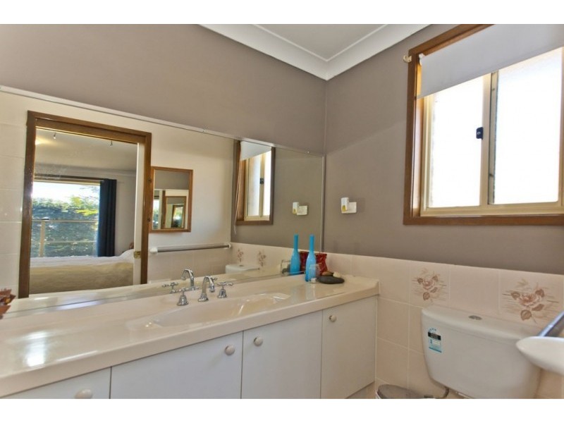 9 Benjamin Lee Drive, Raymond Terrace NSW 2324