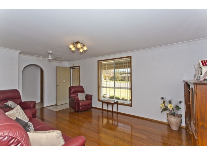 1 Jessica Close, Raymond Terrace NSW 2324