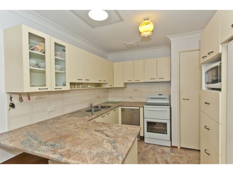 1 Jessica Close, Raymond Terrace NSW 2324