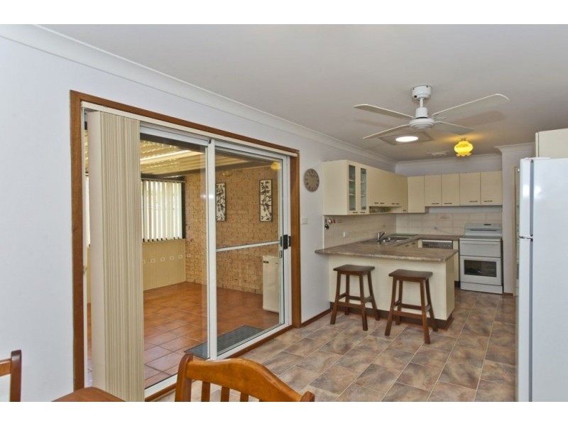 1 Jessica Close, Raymond Terrace NSW 2324