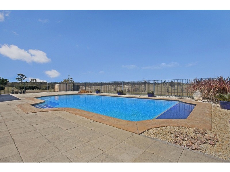 4 Carramar Close, Brandy Hill NSW 2324