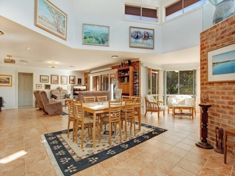 11 Warrigal Close, Brandy Hill NSW 2324