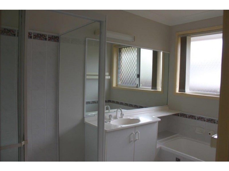 37 Rosewood Dr, Medowie NSW 2318