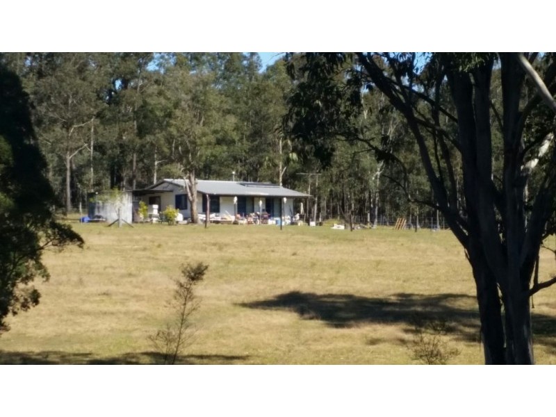 575 Black Camp Road, Clarence Town NSW 2321