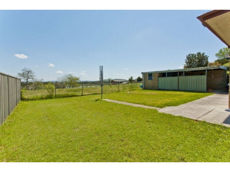 24 Pennington St, Raymond Terrace NSW 2324