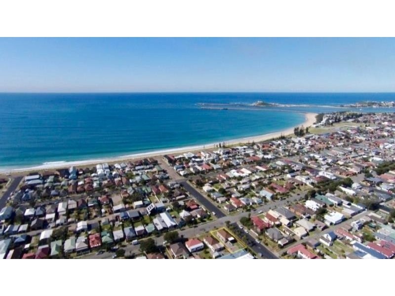 161 DOUGLAS STREET, Stockton NSW 2295