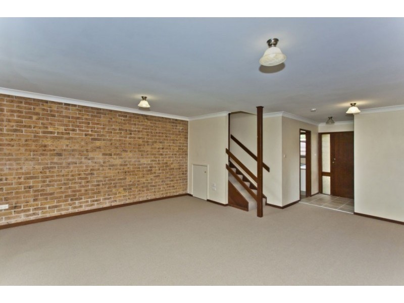 1/4 Mosman Place, Raymond Terrace NSW 2324